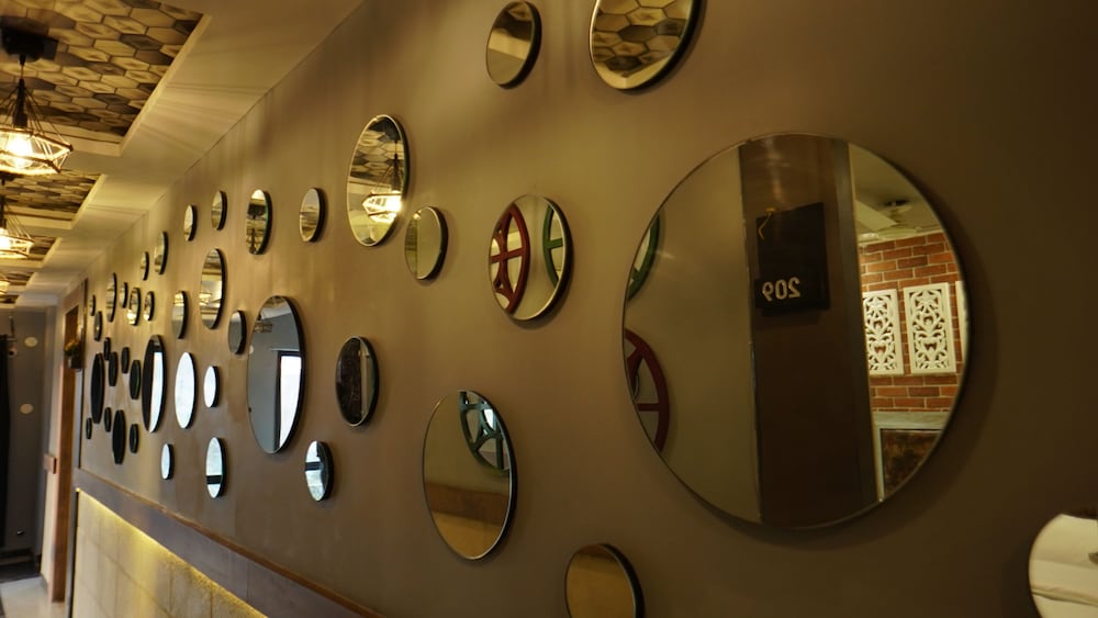 HOTEL SOLUXE