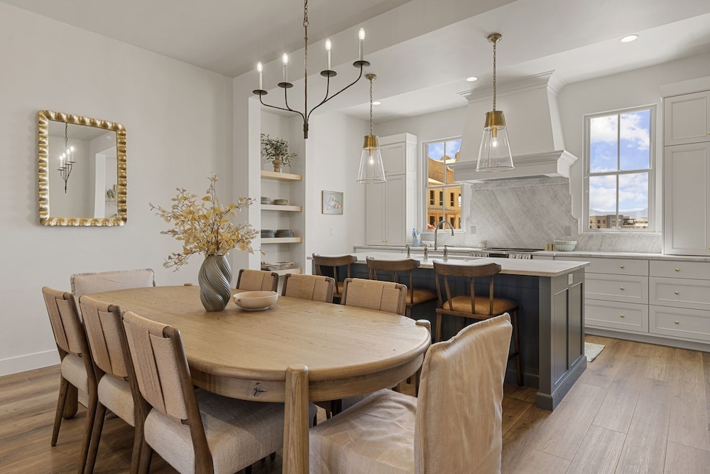 Chateau Bleu 4 Bedroom Townhouse