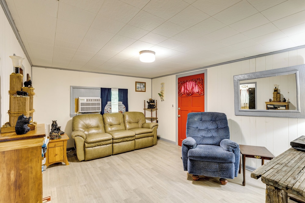 No Pet Fee! Peaceful Escape at Towner Properties
