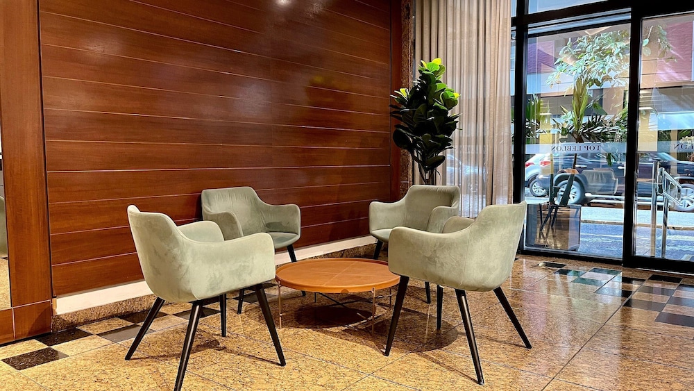 (1306) Apartamento 2 Suítes e Vista para o Cristo