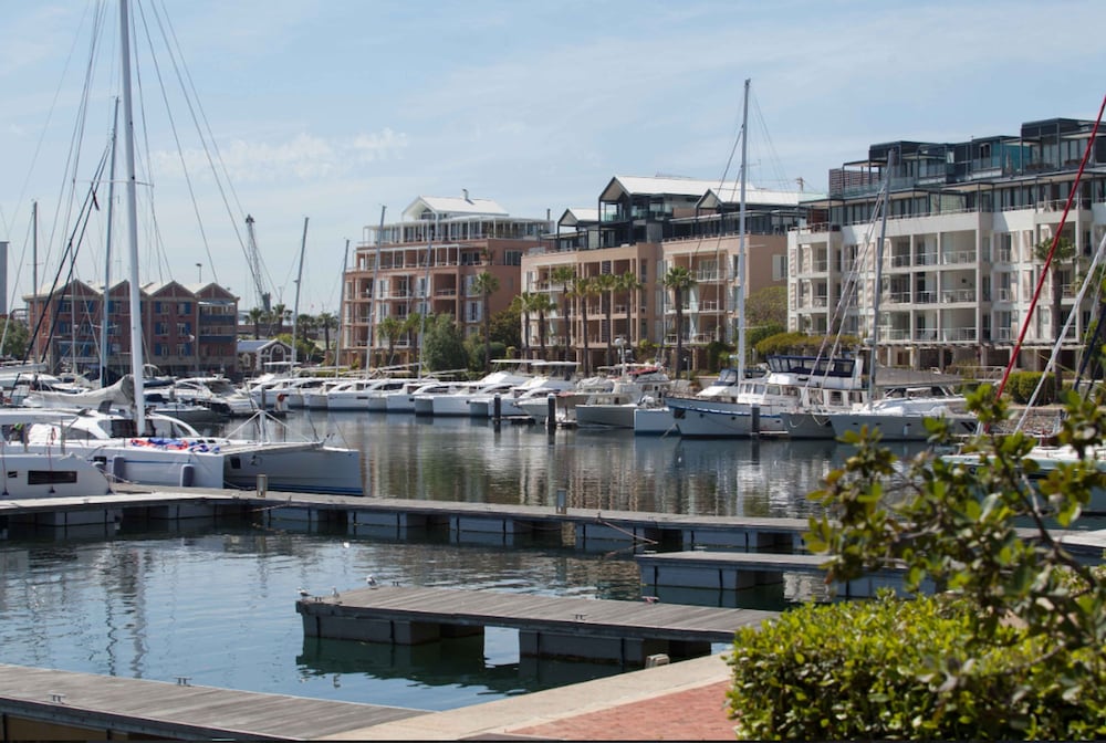 Canal View Two Bedroom Luxury Apartment - 507
