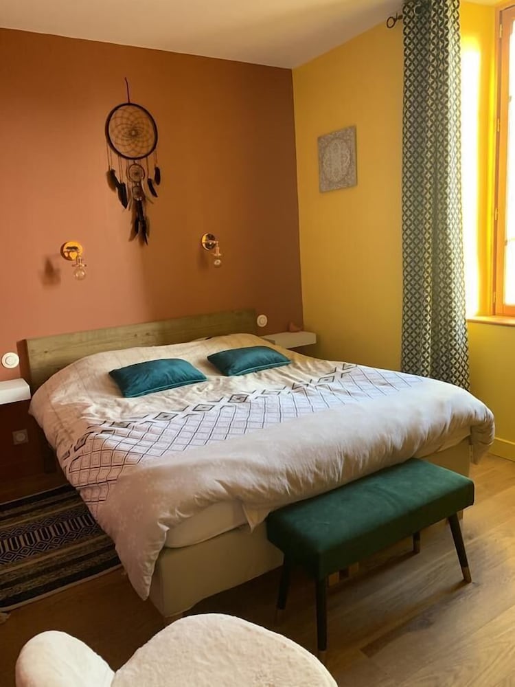 La Maison d'Amalaurille view 2