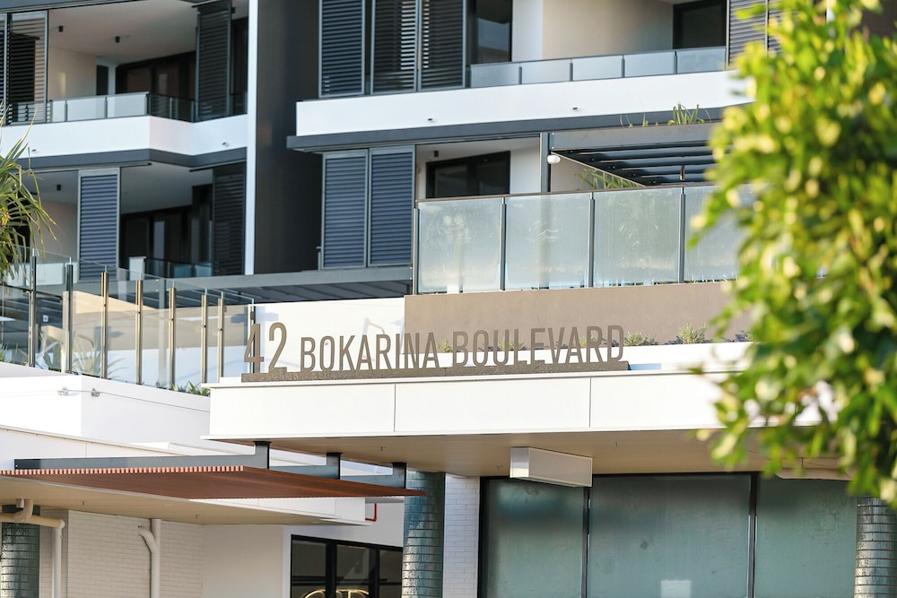 Zinc Bokarina Beach