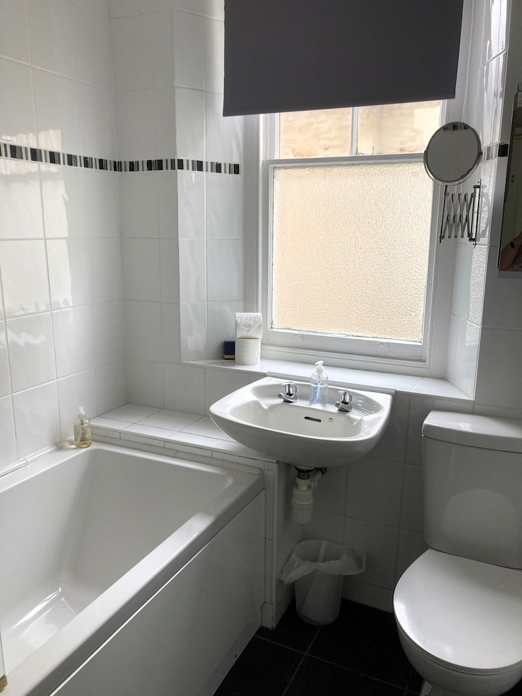Donnington Guest House