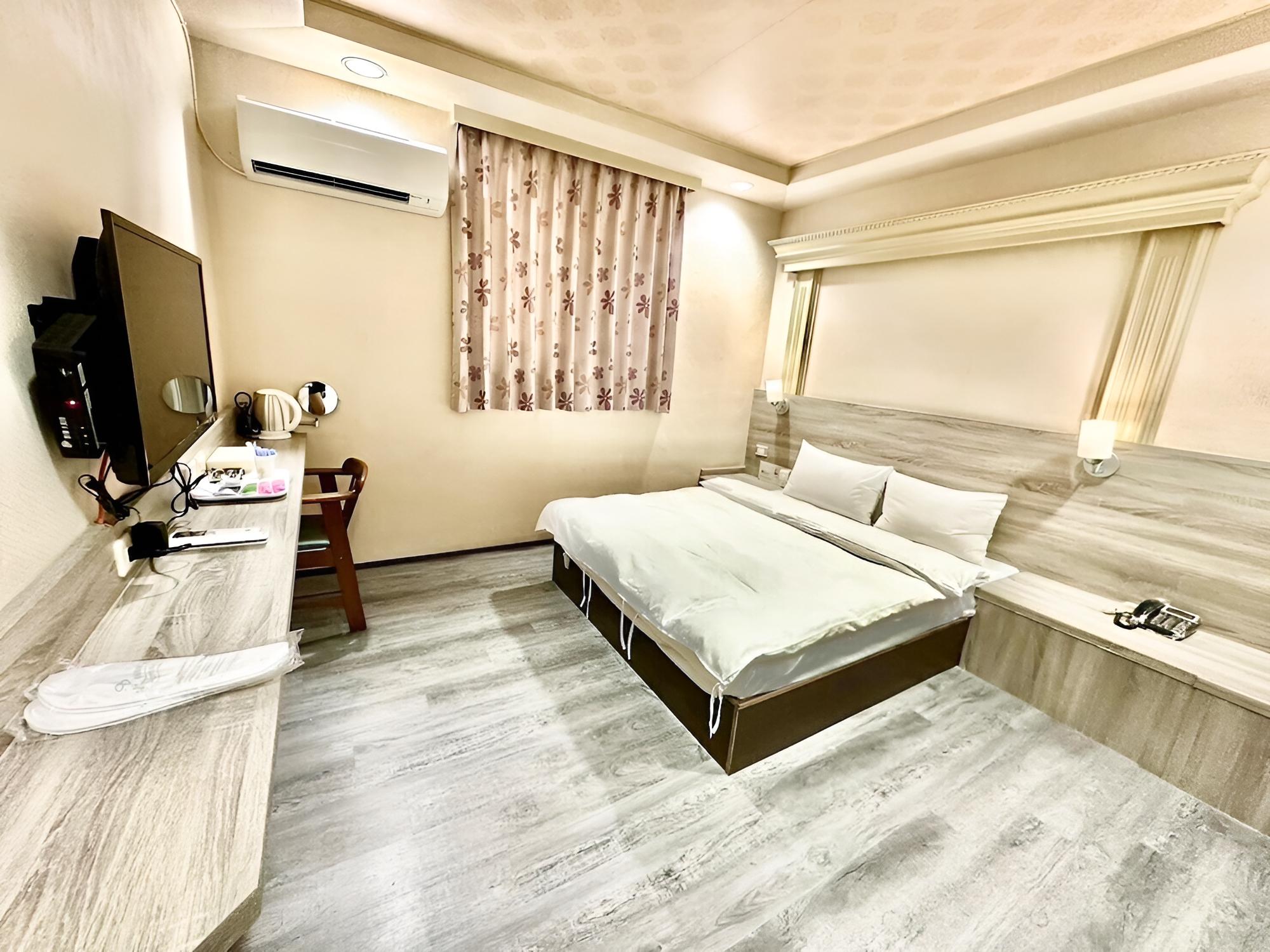 WL Hotel
