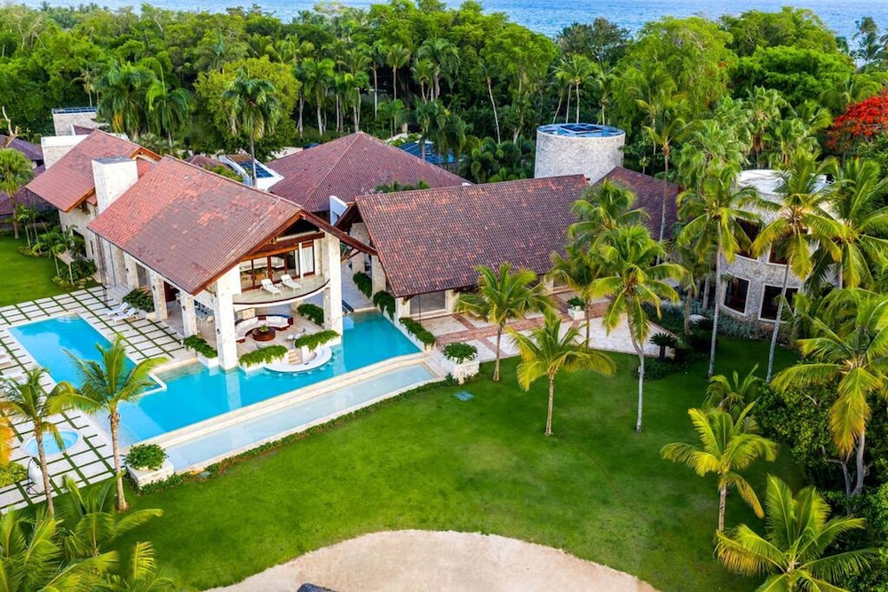 Beachfront Estate w Pool Elevator Chef Butler
