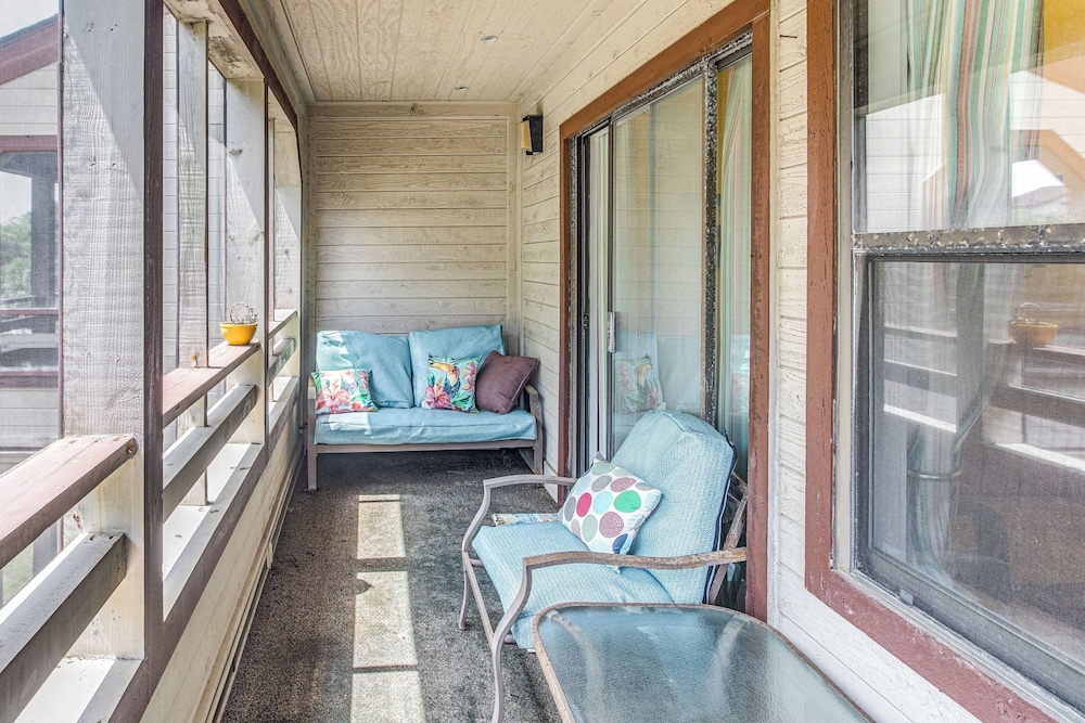 < 1/2 Mi to the Sand! Myrtle Beach Family Condo