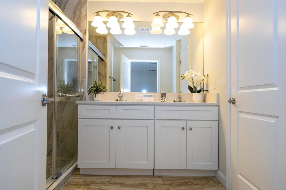 4812 BR - Luxe Getaway Retreat
