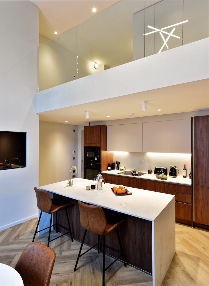 Notting Hill Hyde Park Apartments
