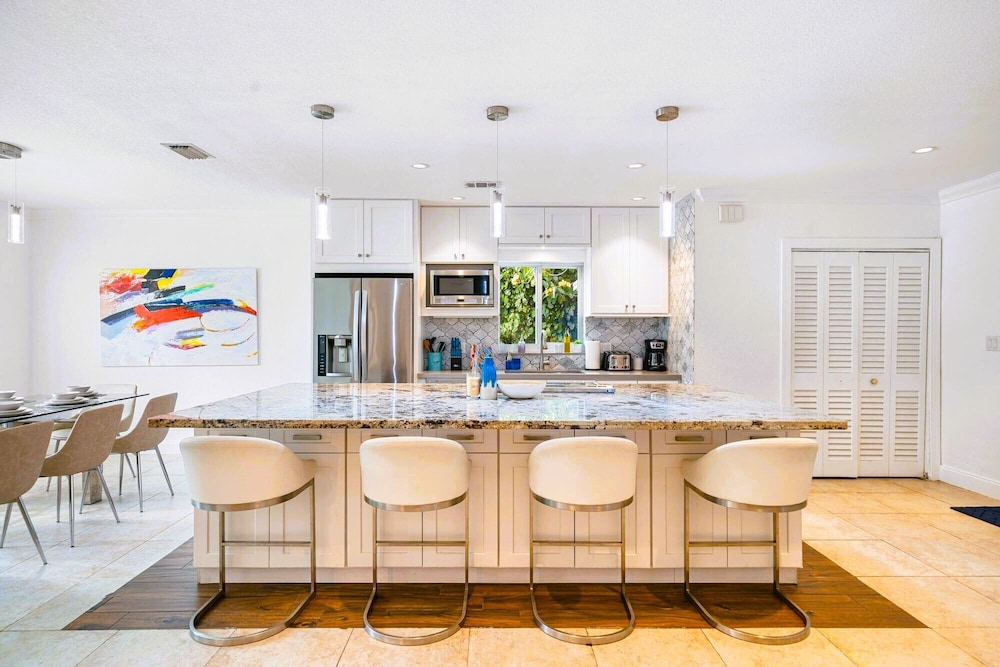 Miami Dream Home with Pool