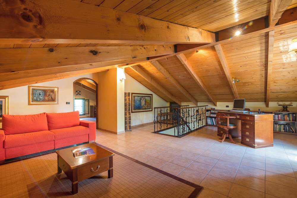 Dimora Patrizia With Pool en Alghero — lounge