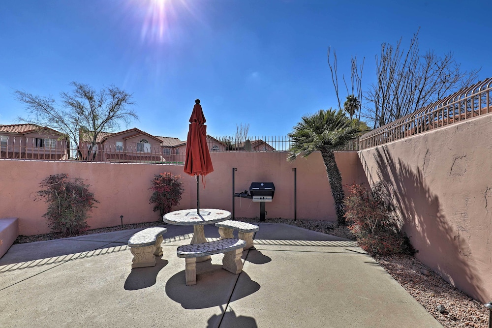 Tucson Area House w/ Pool Access & Mountain Views! view 5