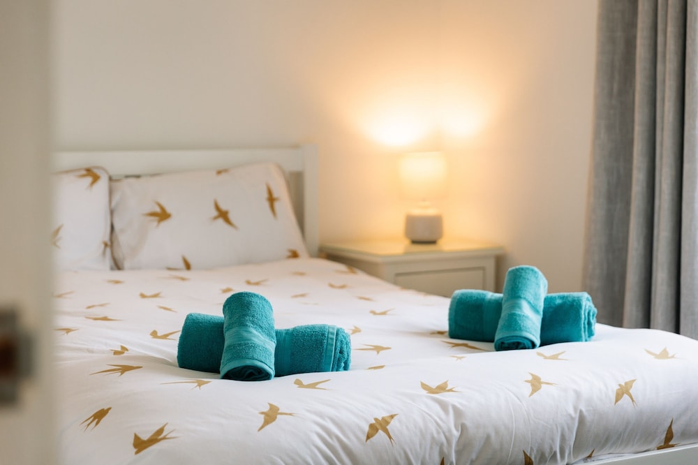 Sea Breeze Your Coastal Sanctuary in Sandown