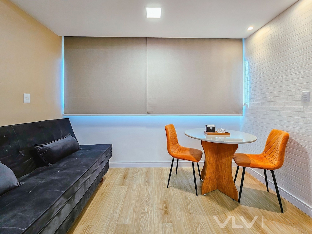 Art Studio by VLV Stays
