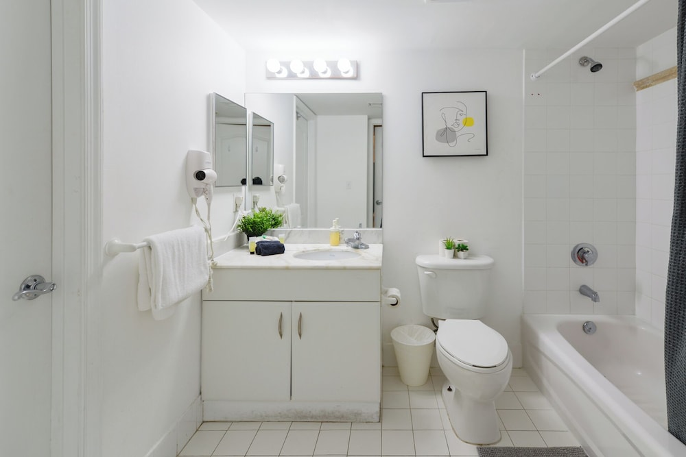 Chic Brickell Condos – Prime Location