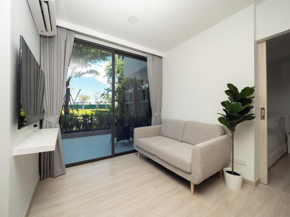 Laguna SkyPark new brand apartments