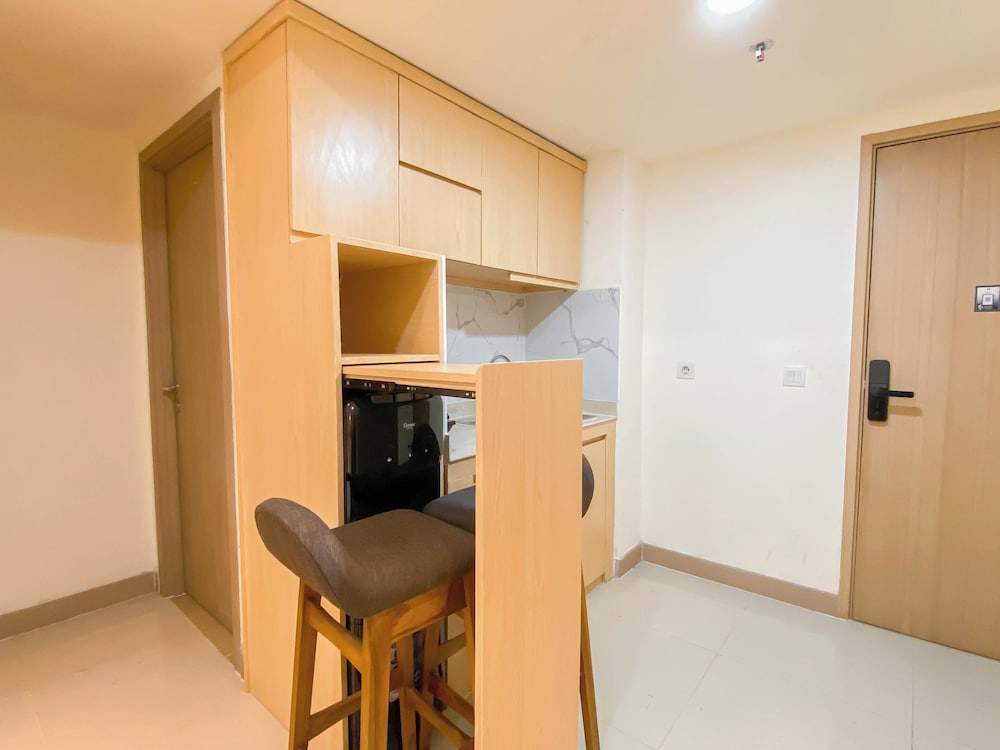 Spacious And Good 3Br At Meikarta Apartment