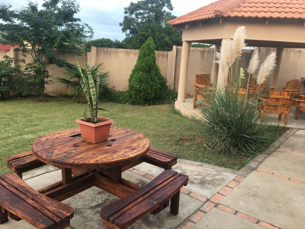 Valley View Lodge