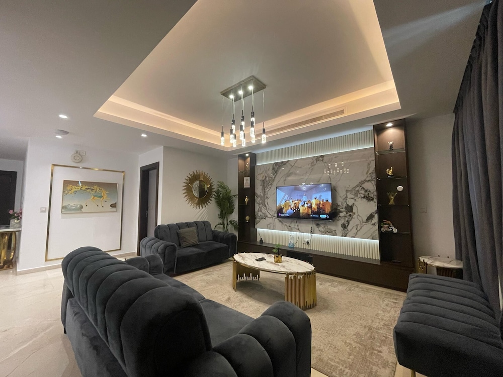 2beroom Apartments in Eko Atlantic City
