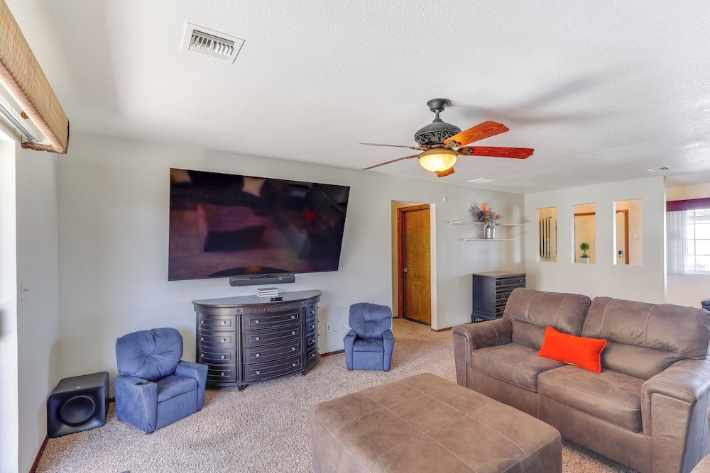 3 Mi to Water: Lake Havasu City Family Home!