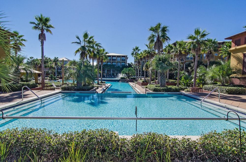 Villas of Seacrest Beach on 30A by Panhandle Getaways