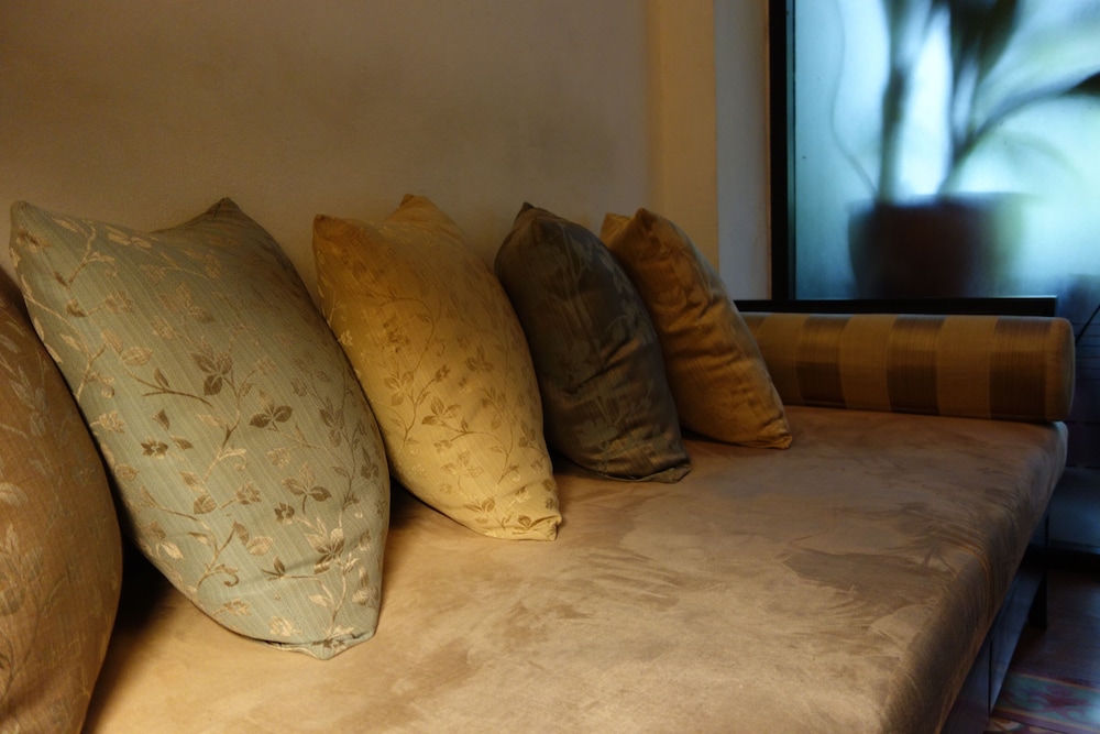 Smile Society Boutique Hostel - Image 3