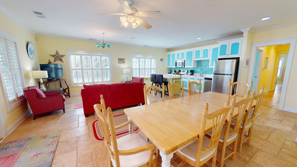 15 17th Street by Tybee Vacation Rentals