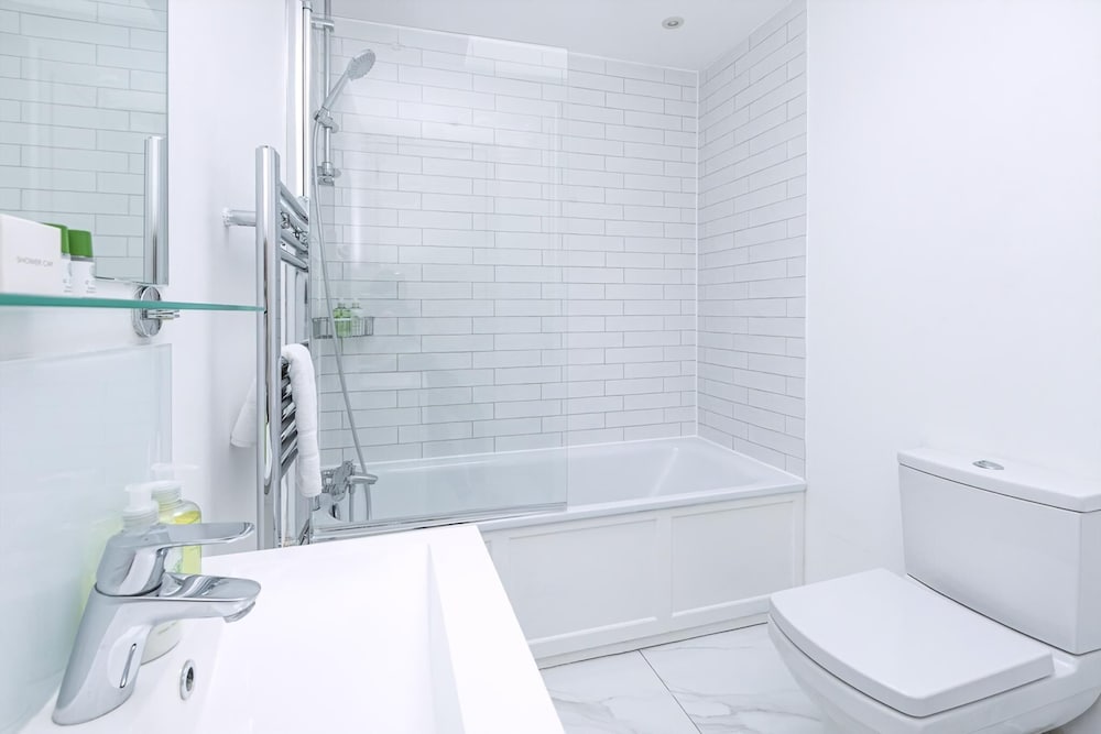 Stylish Three-bed Flat in Marylebone