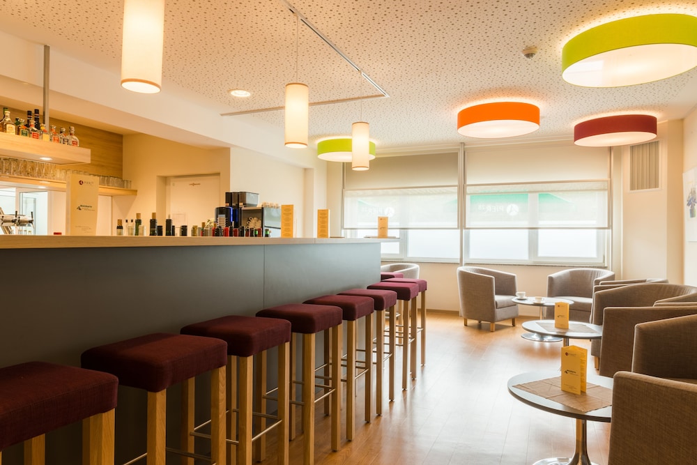 Berlin Vacations - ARIBO Hotel Erbendorf - Property Image 14