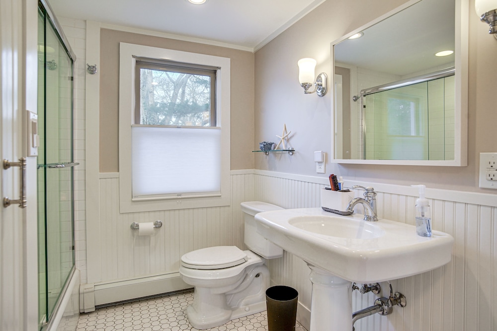 1 Mi to Beach: Cape Cod Family Home in Bourne!