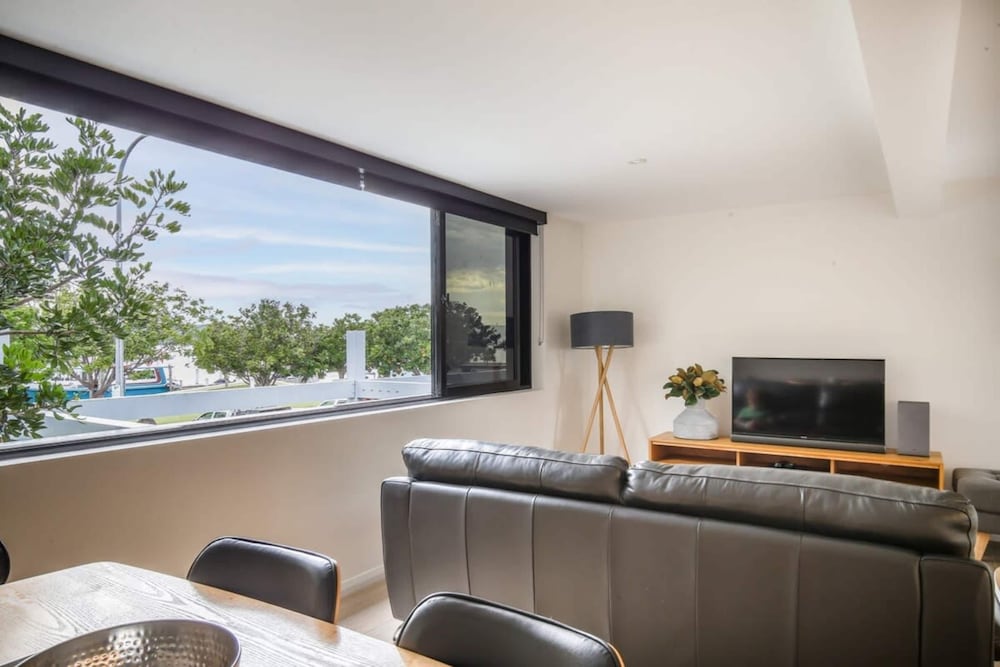 2-bedroom Apartment in the Heart of Batemans Bay