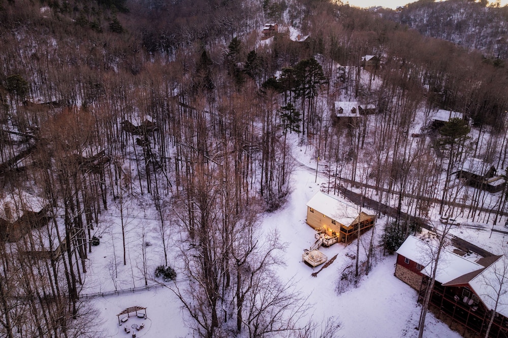 Moondance Cabin by Lightfoot Stays