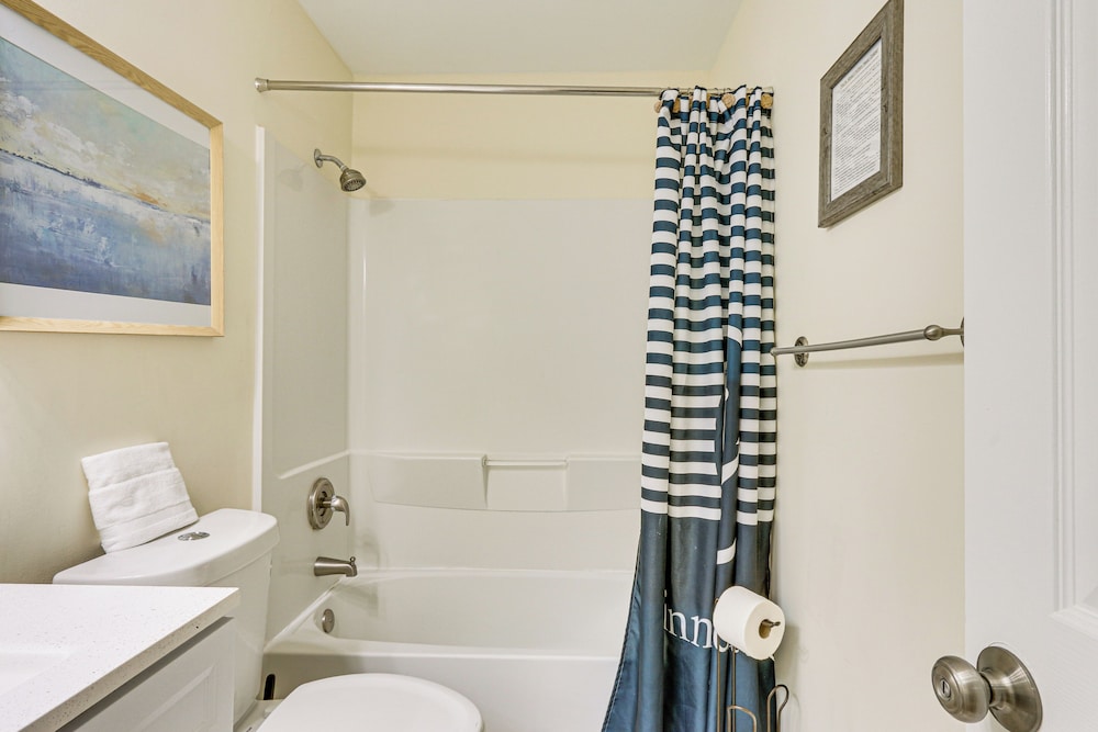 Beach & Pool Access: Serene Hilton Head Haven!