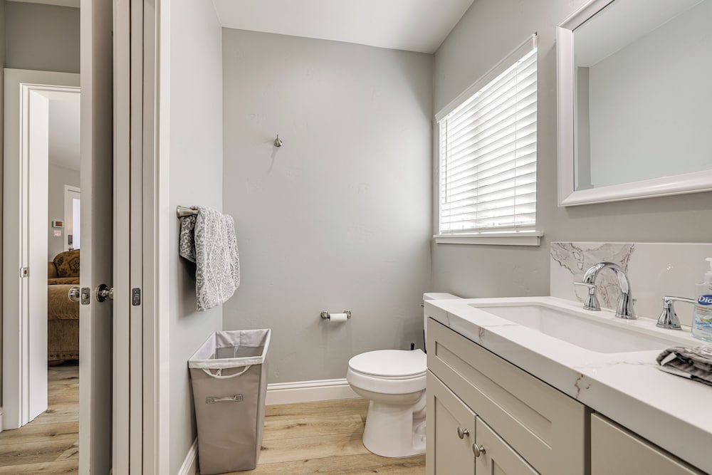 Quaint Hughson Vacation Rental, Walk to Downtown! - Property Image 2