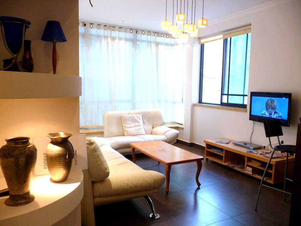Elena Apartments