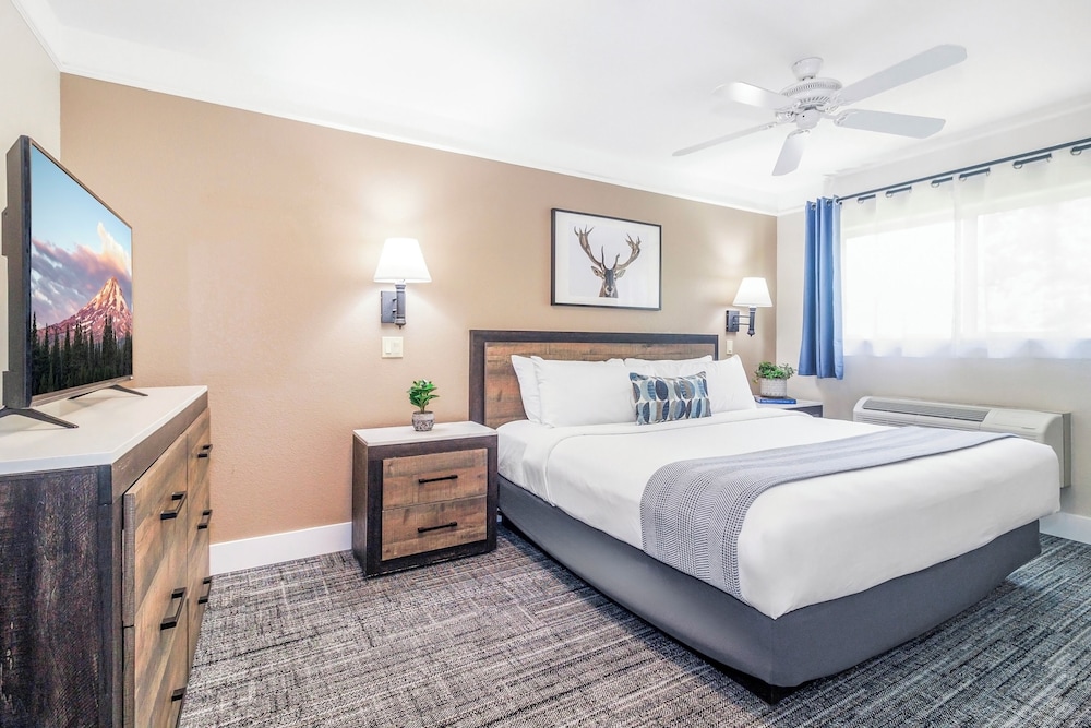 Inn at Mount Shasta