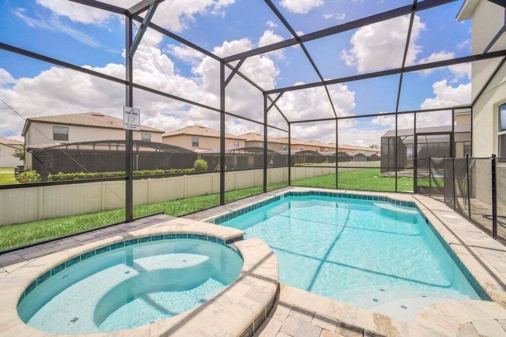 Luxury Home In Resort With Pool, Spa Florider! 7 Bedroom Villa