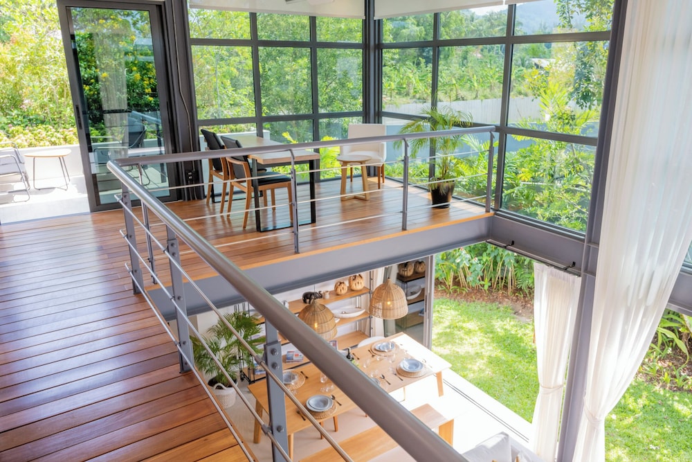 Villa Azure with Pool in Riverhouse