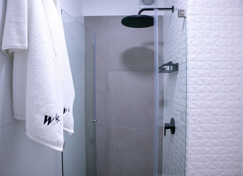 w Stylish 2BR in San Isidro