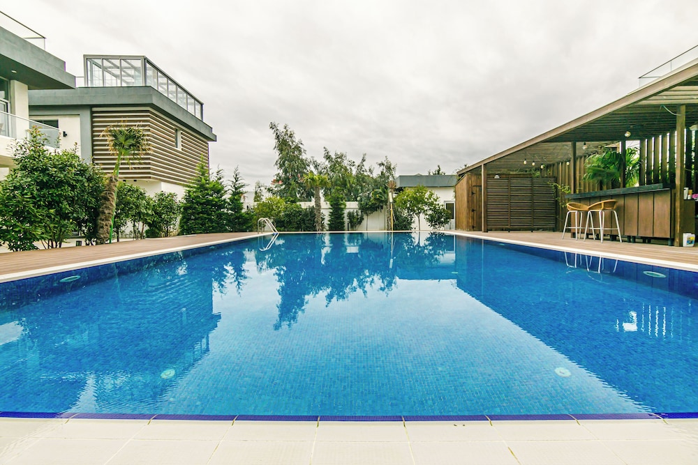 Tiffany Villas Baku