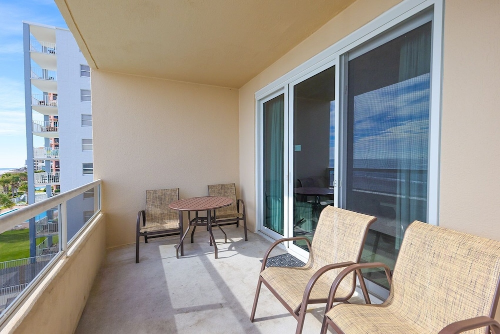 Enclave 405 3 Bedroom Condo view 4