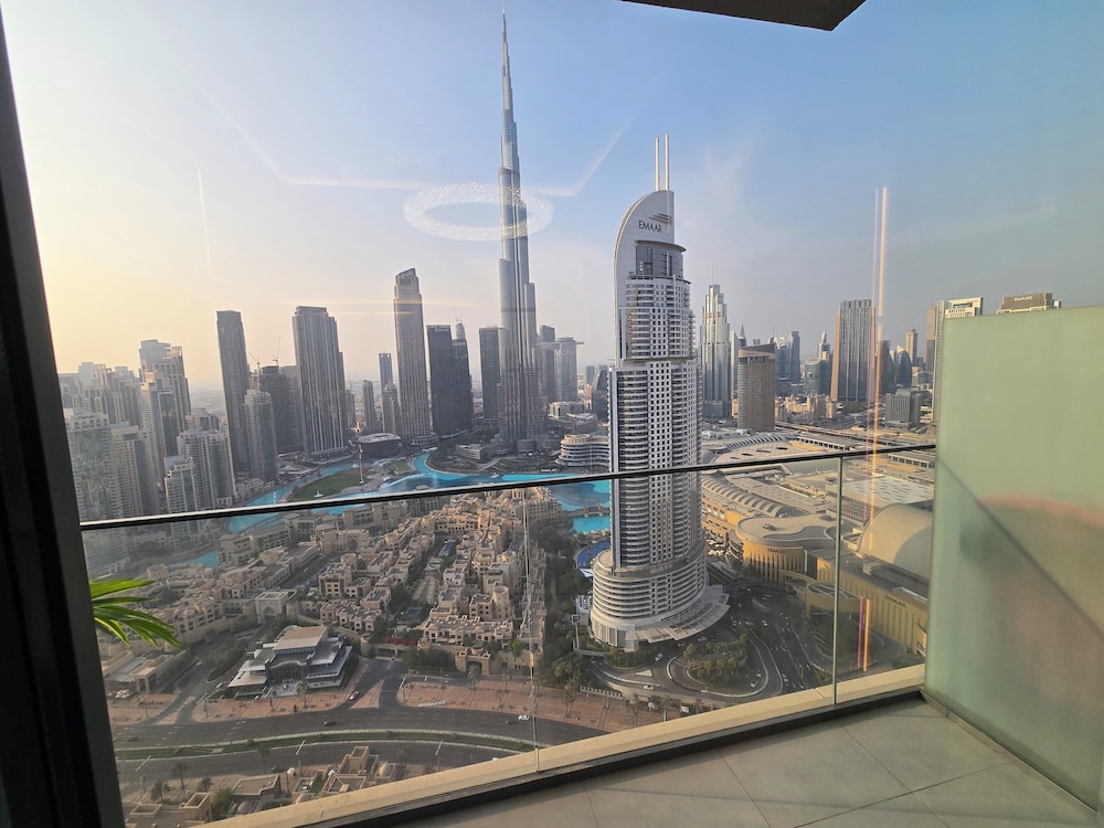 Royale Highend Burj and Fountain View