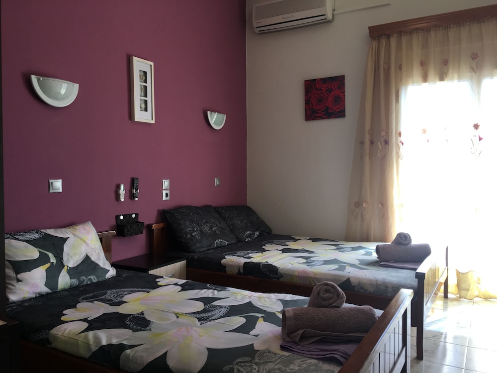 Spiros rooms