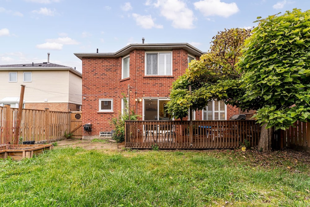 Family Lounge 4BR Crib Patio BBQ