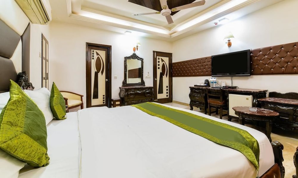 Hotel Baljeet Lodge view 4