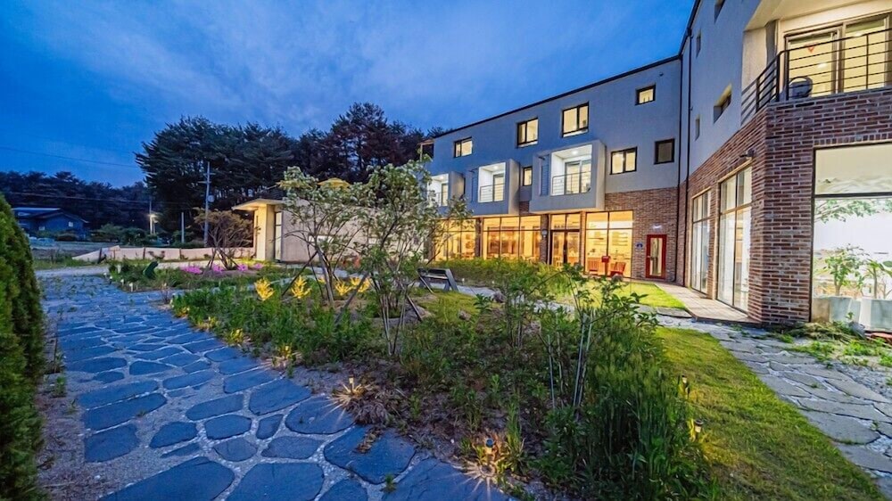 Pension Botanic view 2