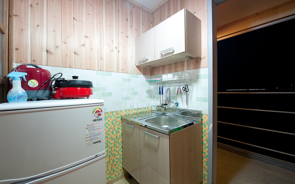 Sunrise Yeodaji Pension