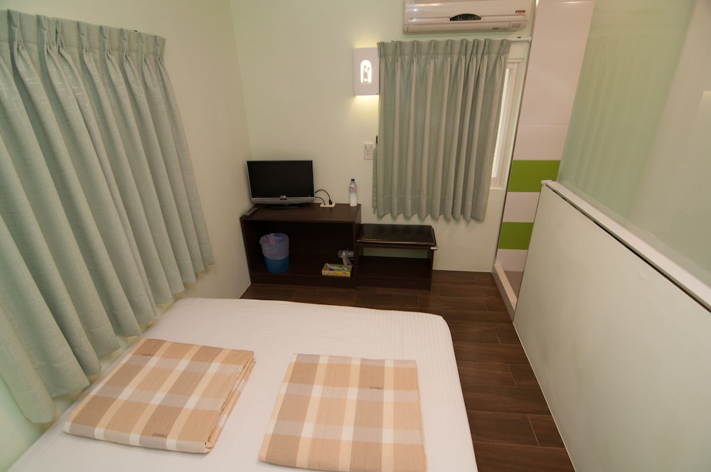 Mengqi Hostel