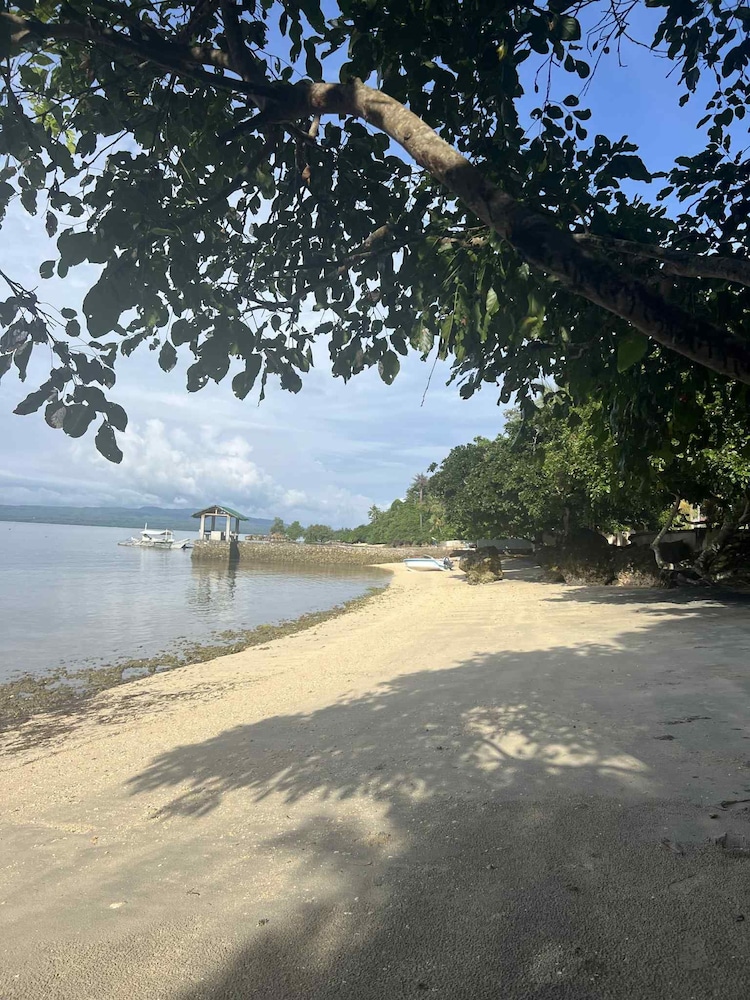 Reef Waters Resort