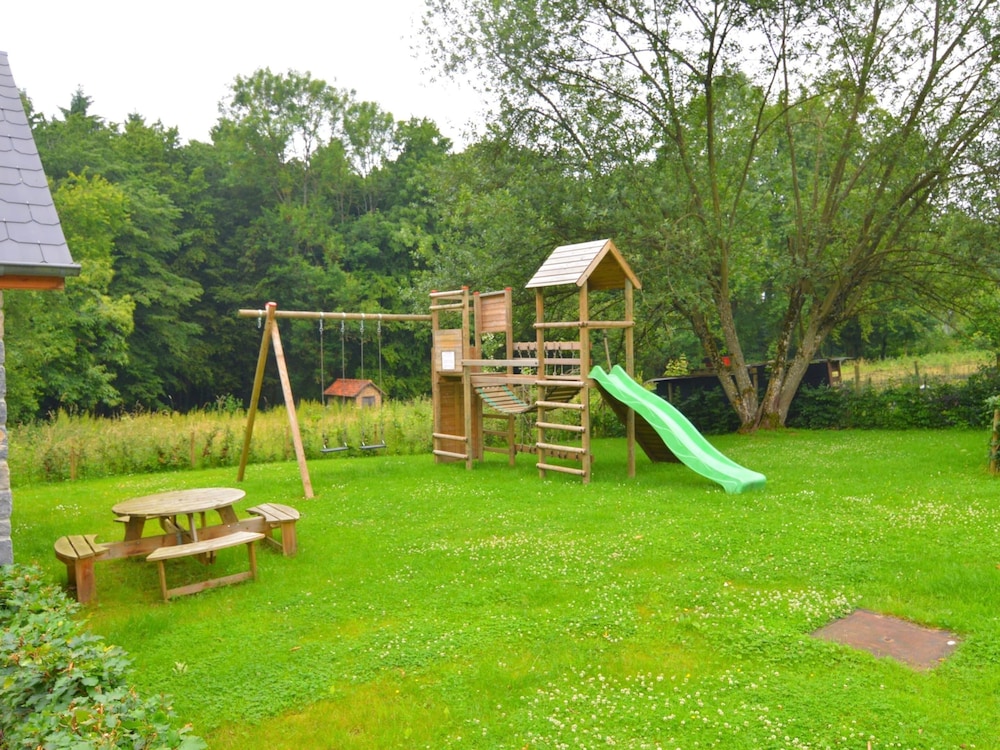 Gesves Castle Grounds Retreat